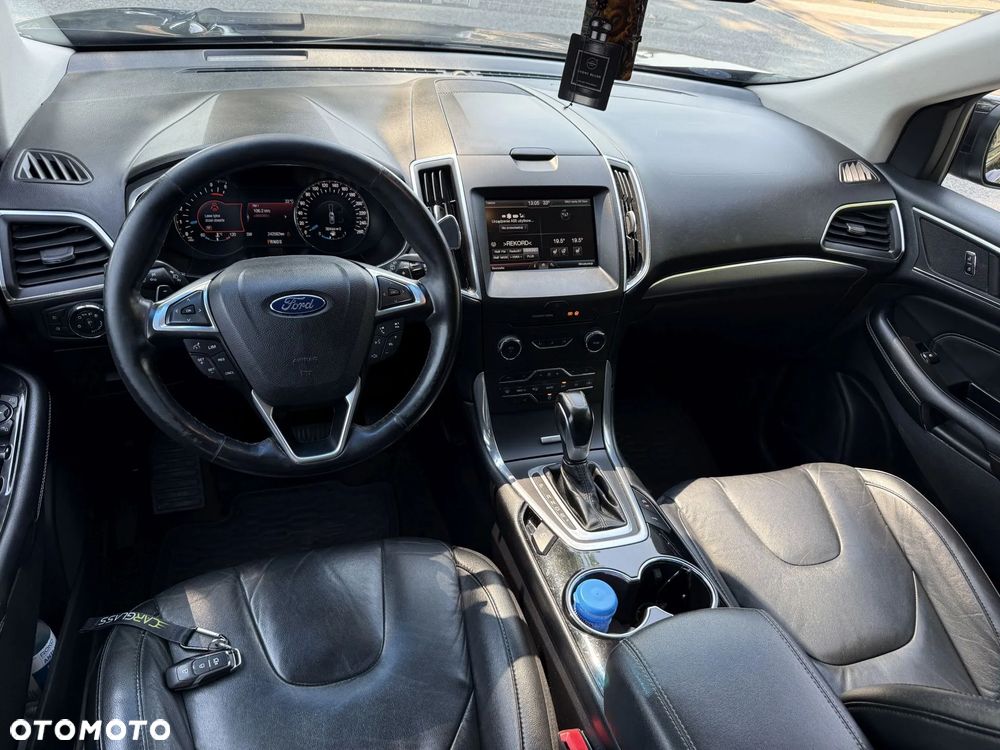 Ford Edge - 13