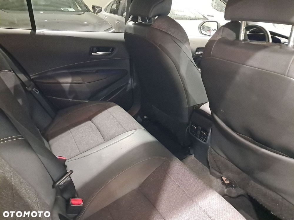 Toyota Corolla 2.0 Hybrid Comfort - 10