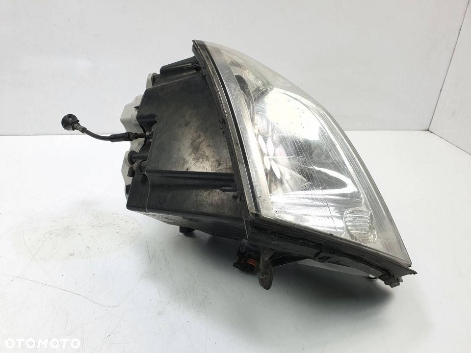 LAMPA PRAWA PRZÓD CADILLAC SEVILLE STS 25754008 - 8