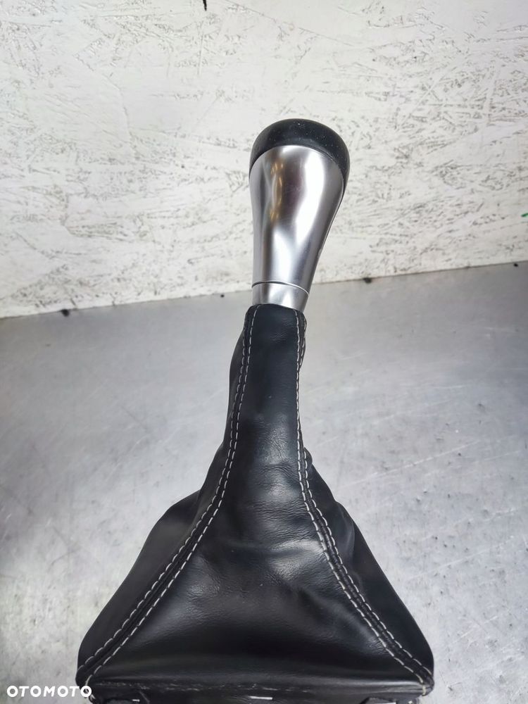 MERCEDES A KLASA W176 GAŁKA MIESZEK ZMIANY BIEGÓW MANUAL - 5