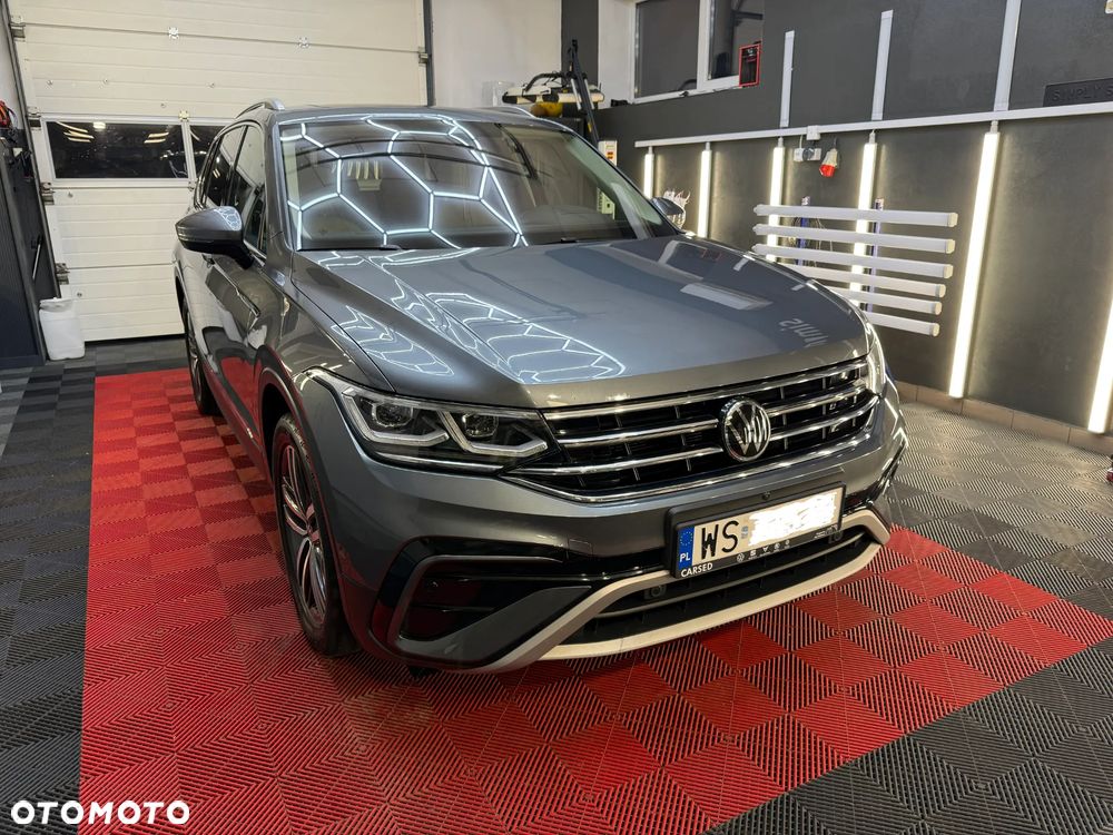 Volkswagen Tiguan Allspace 2.0 TSI 4Mot Elegance DSG - 4