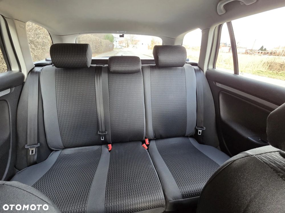 Volkswagen Golf 1.6 TDI Trendline - 33