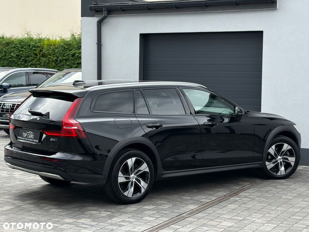 Volvo V60 Cross Country B4 D AWD Geartronic Pro - 27