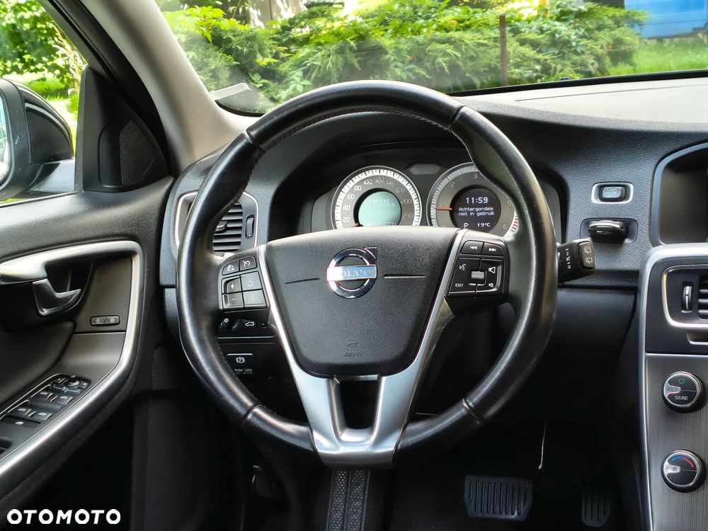 Volvo V60 - 17