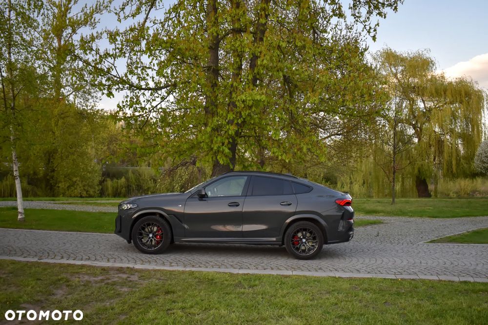 BMW X6M - 6