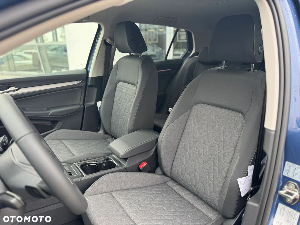 Volkswagen Golf 1.5 eTSI mHEV Life Plus DSG - 15