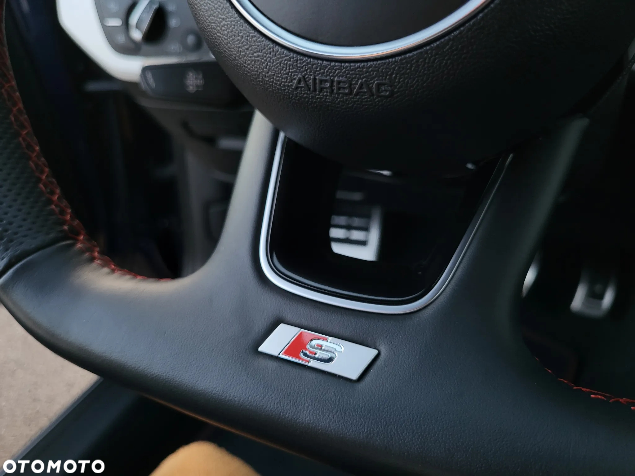 Audi A4 Avant 40 TDI quattro S tronic S line - 33