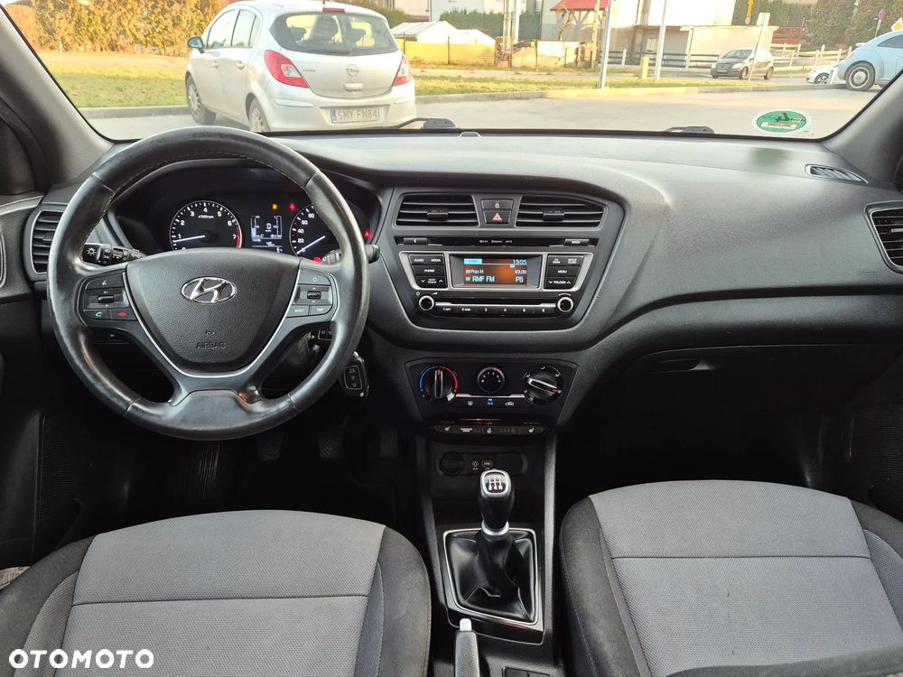 Hyundai i20 1.2 YES - 10