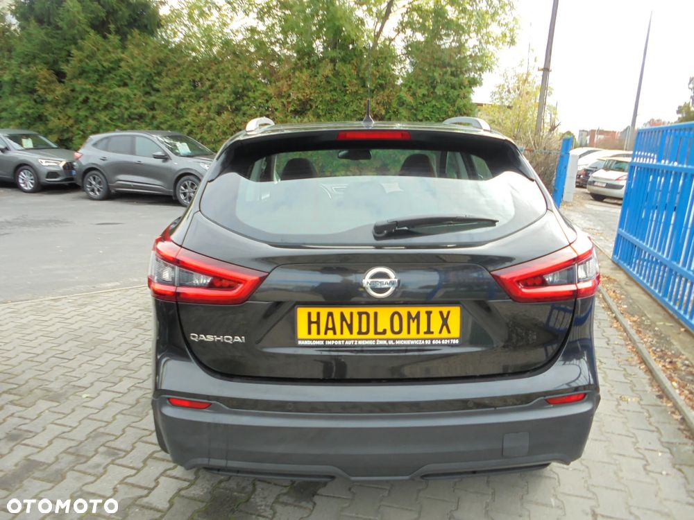 Nissan Qashqai 1.3 DIG-T N-WAY - 29