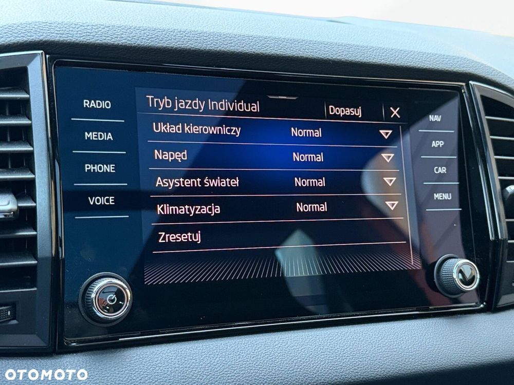 Skoda Karoq 1.5 TSI ACT Sportline DSG - 23