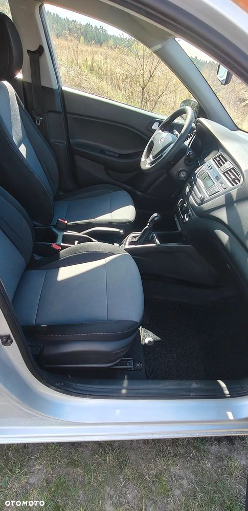 Hyundai i20 1.2 Comfort - 6