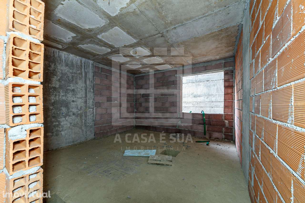 Moradia T4+1 em construção na 1ª linha do mar c/ piscina, V. N. Gaia - Grande imagem: 5/35