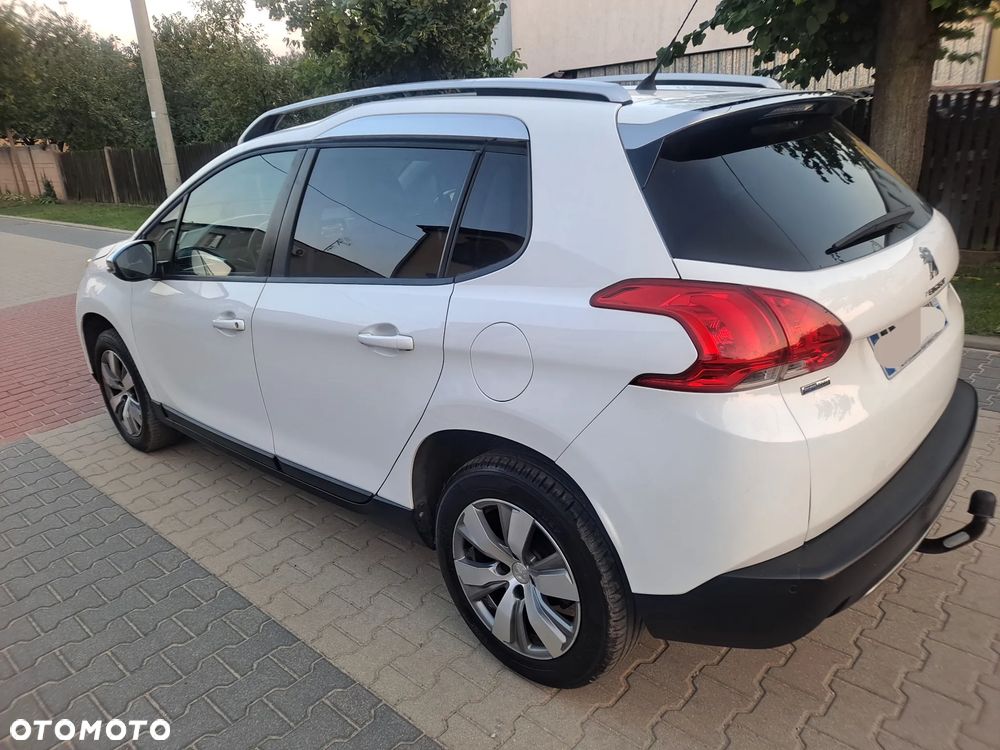 Peugeot 2008 PureTech 82 Style - 4