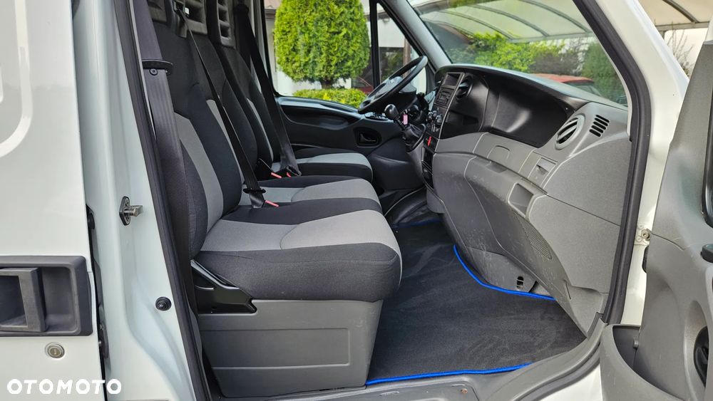 Iveco DAILY 35S17 3.0 HPI 170 KM KLIMA HDS  L1 H1 HAK 3500 KG - 17