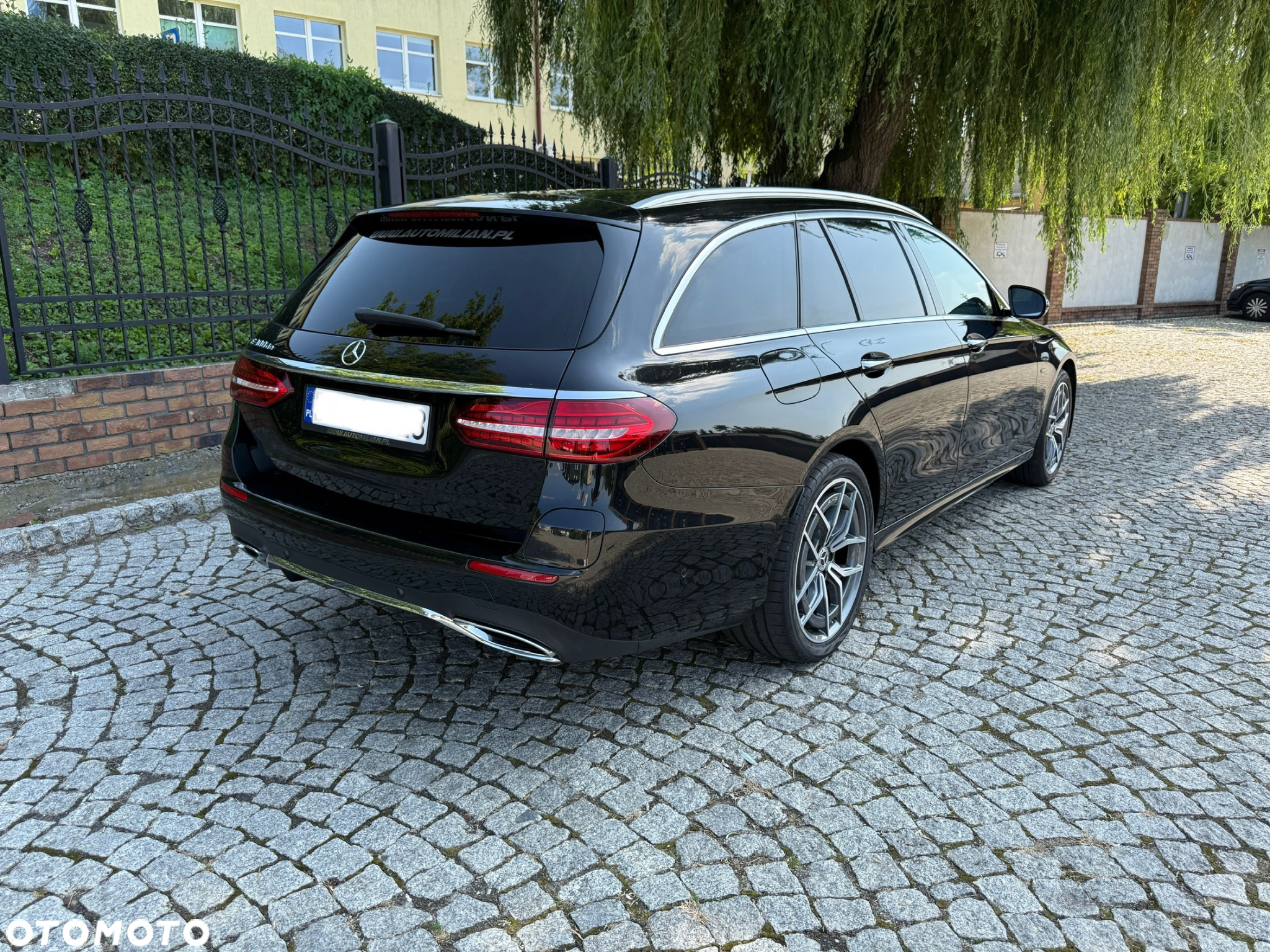 Mercedes-Benz Klasa E 300 d 9G-TRONIC - 5