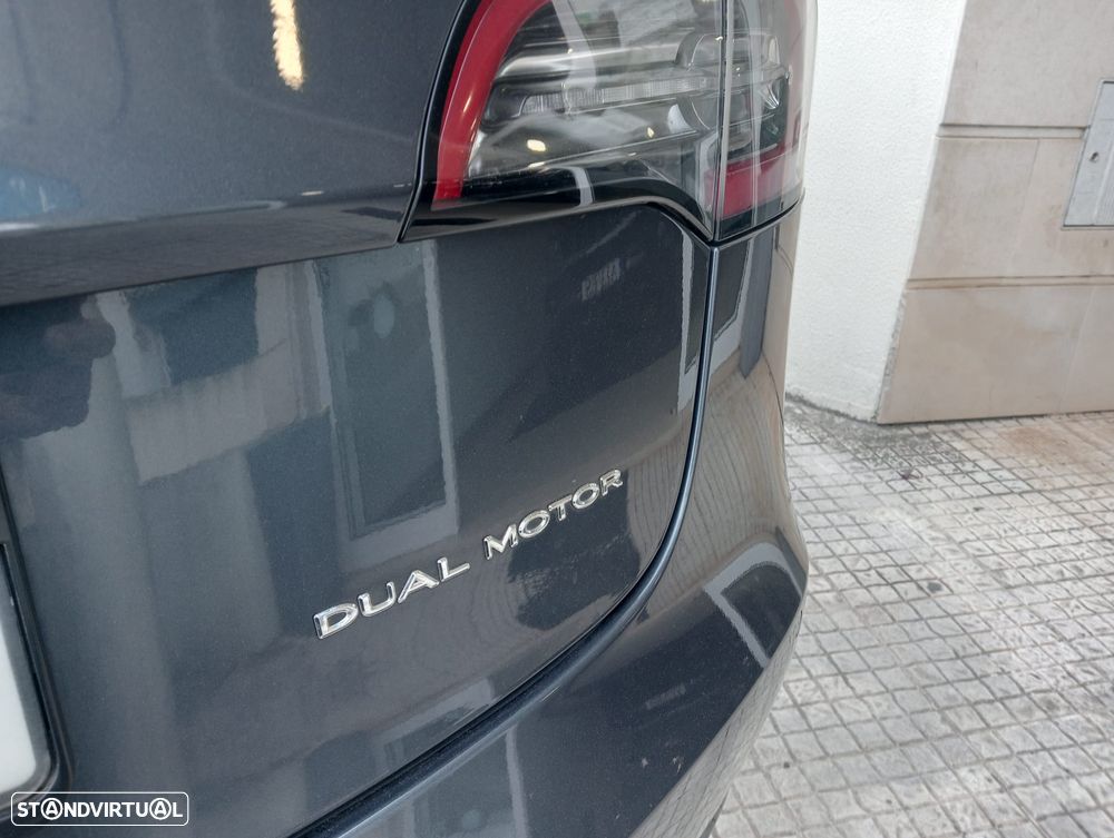 Tesla Model 3 Long-Range Dual Motor AWD - 19