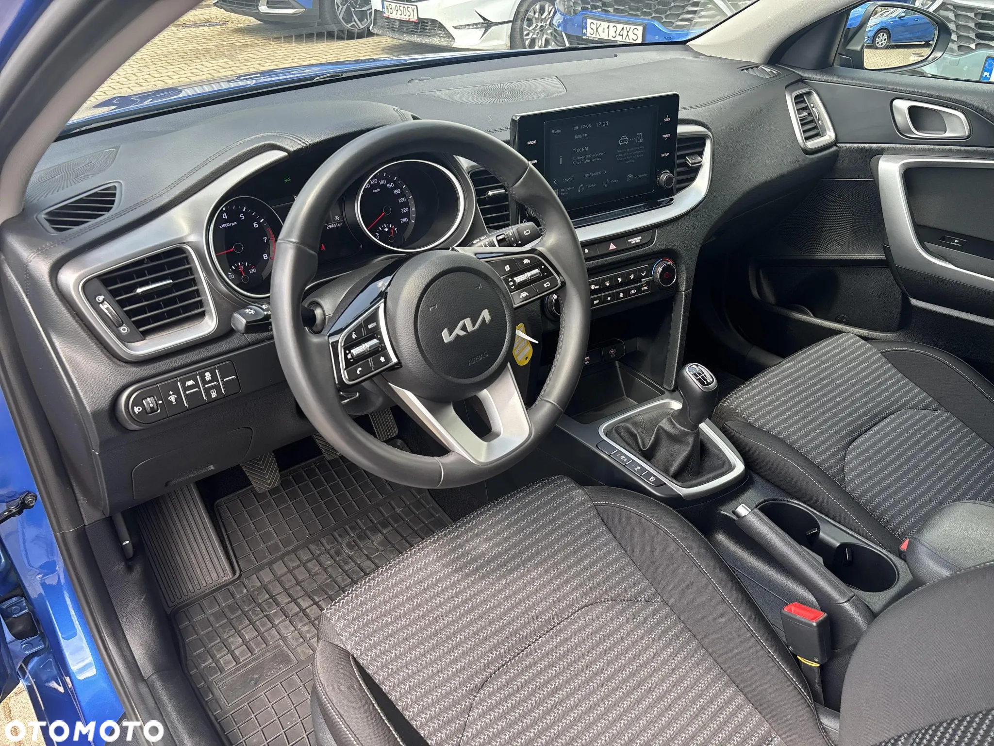 Kia Ceed 1.5 T-GDI M - 9