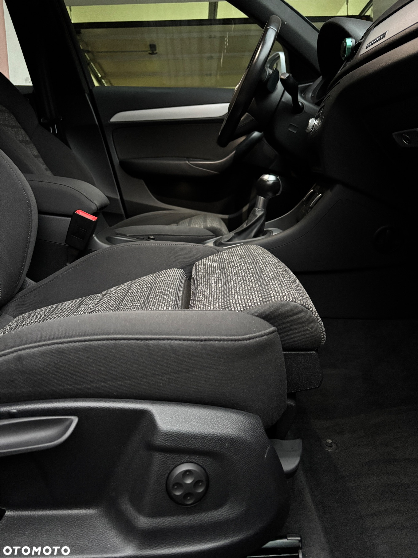 Audi Q3 2.0 TDI quattro S tronic - 25