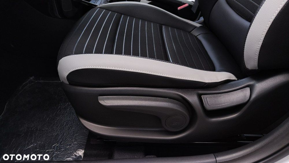 Kia Stonic - 9