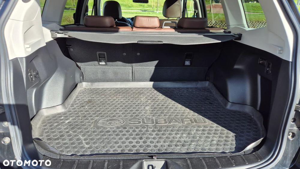 Subaru Forester 2.0 XT Platinum Lineartronic - 30