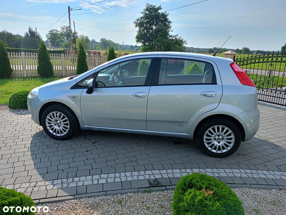 Fiat Grande Punto 1.4 8V - 11