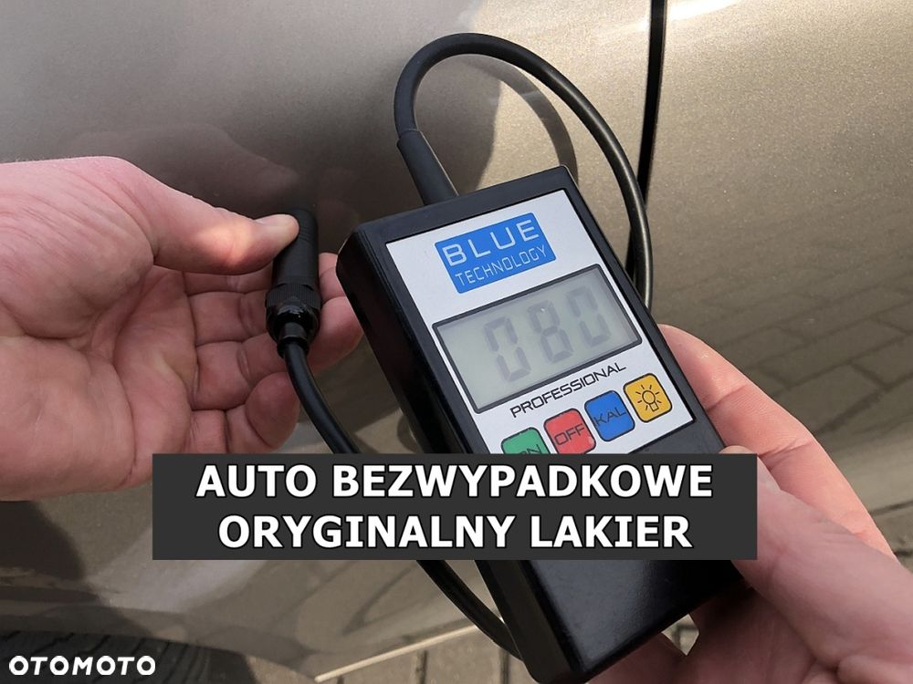 Volvo V60 B4 D Momentum Pro - 31