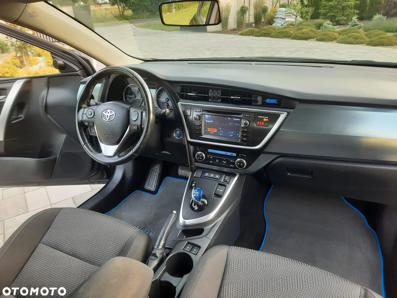 Toyota Auris 1.8 VVT-i Hybrid Automatik Edition - 20