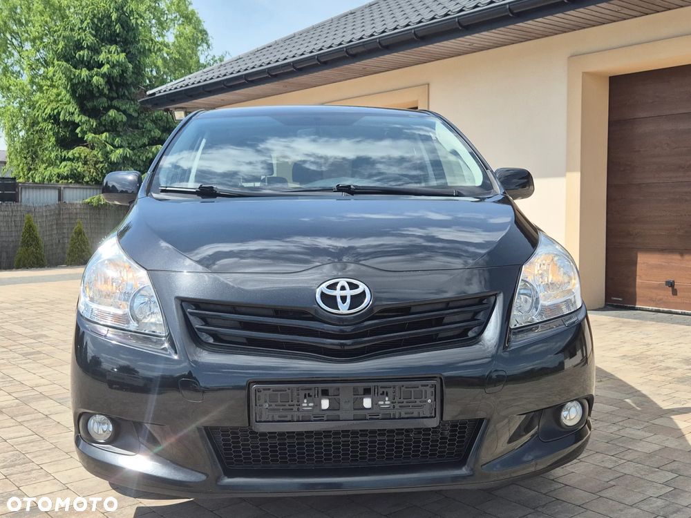Toyota Verso 1.8 7-Sitzer Executive - 7