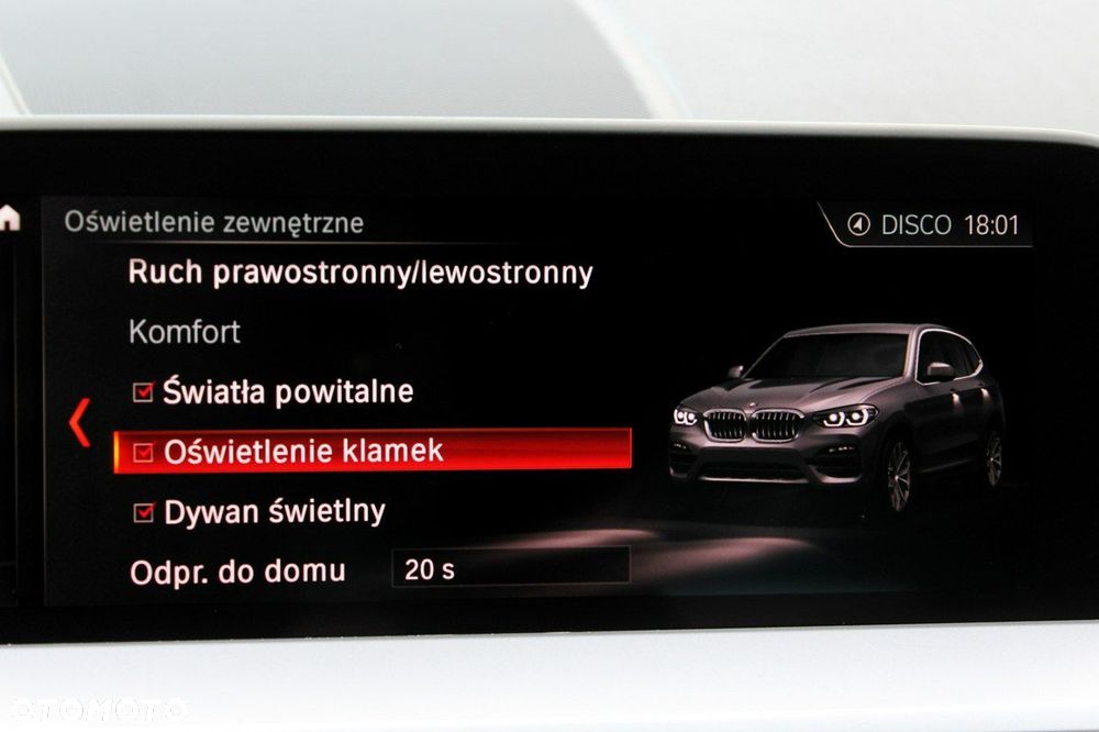 BMW X3 sDrive18d mHEV - 33