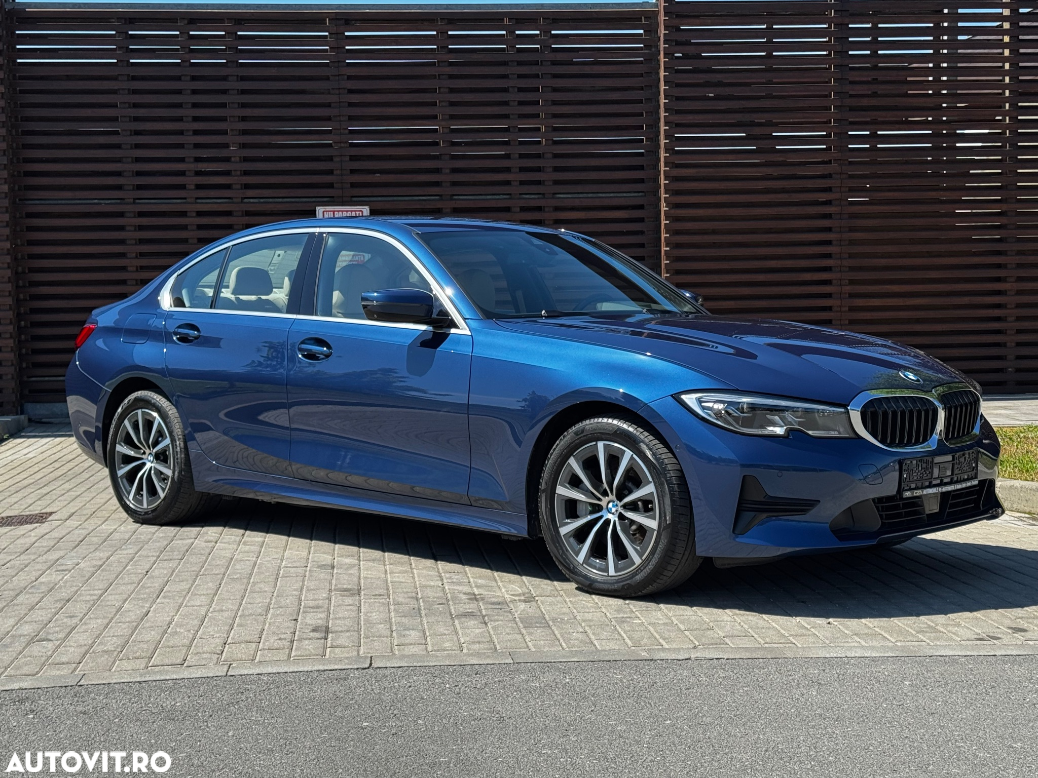 BMW Seria 3 330e Aut. Luxury Line - 7