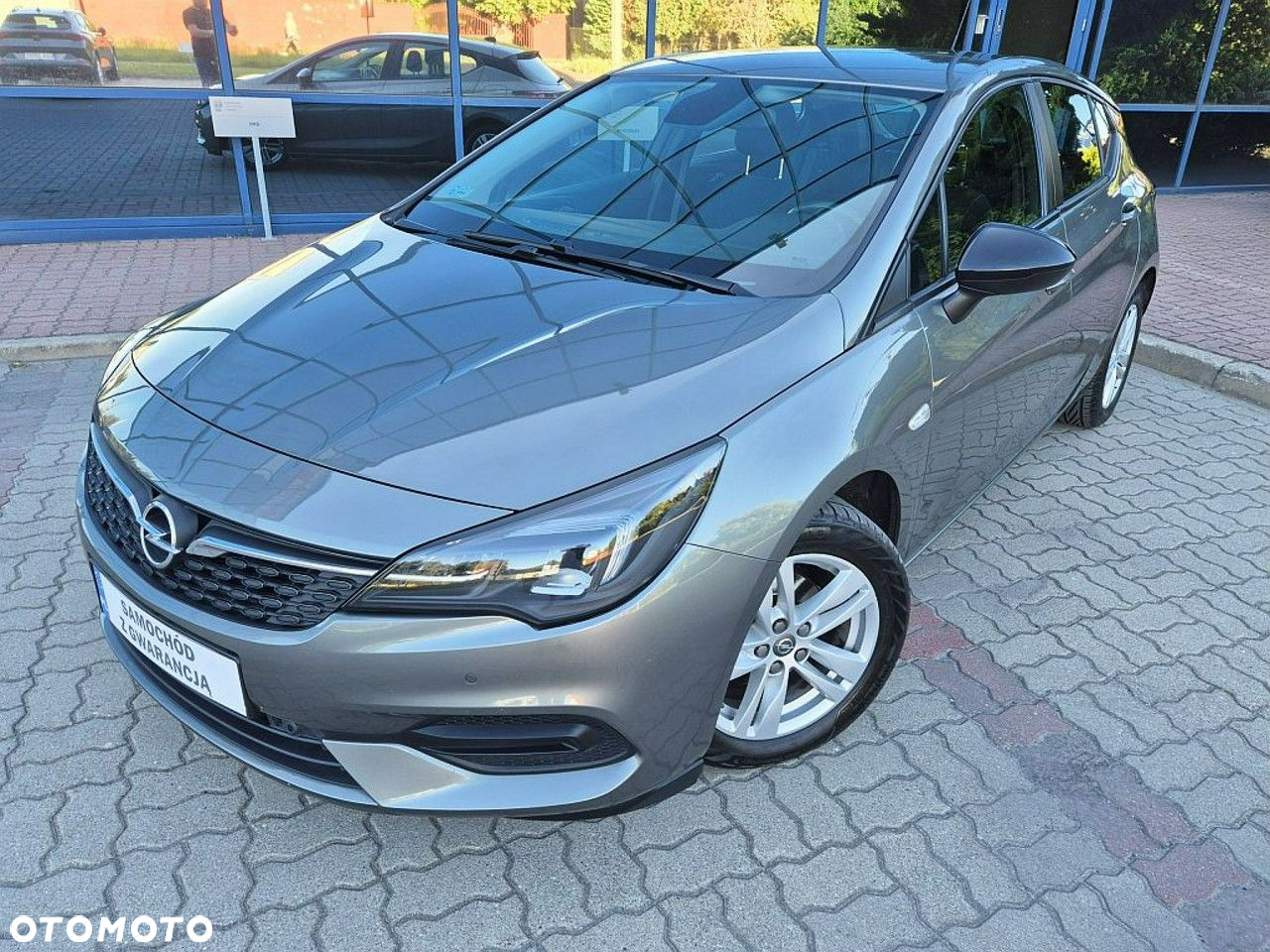 Opel Astra V 1.2 T Edition S&S - 24