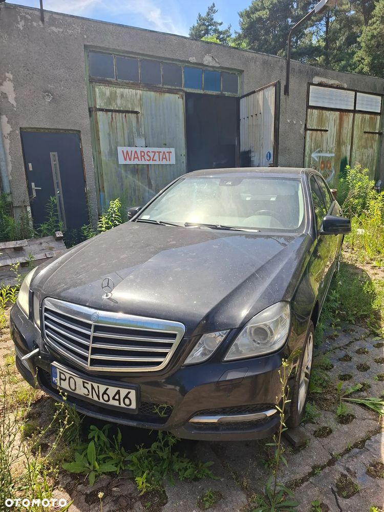 Mercedes-Benz Klasa E 220 CDI BlueEff Avantgarde - 1