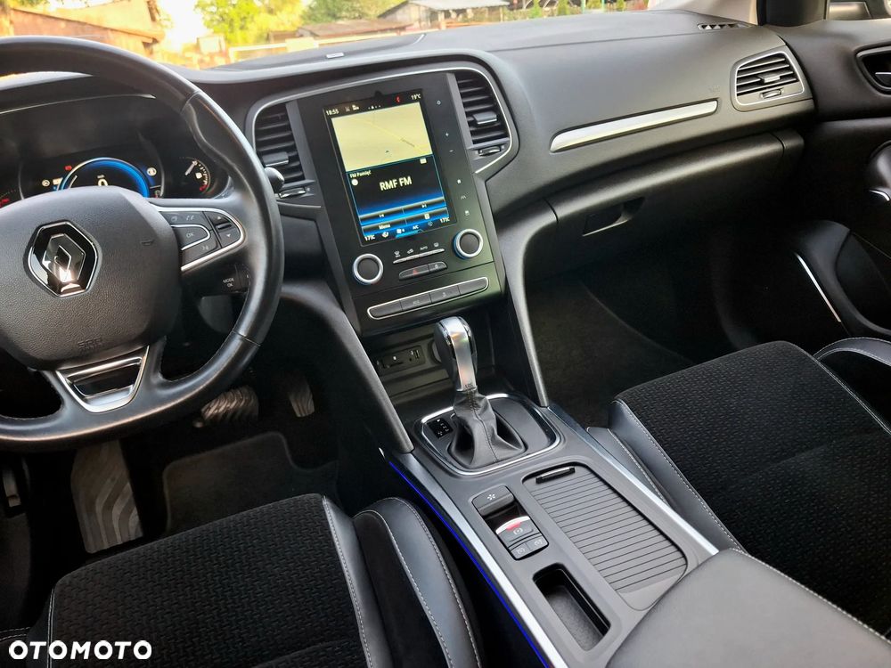 Renault Megane 1.2 16V TCe Bose EDC EU6 - 26