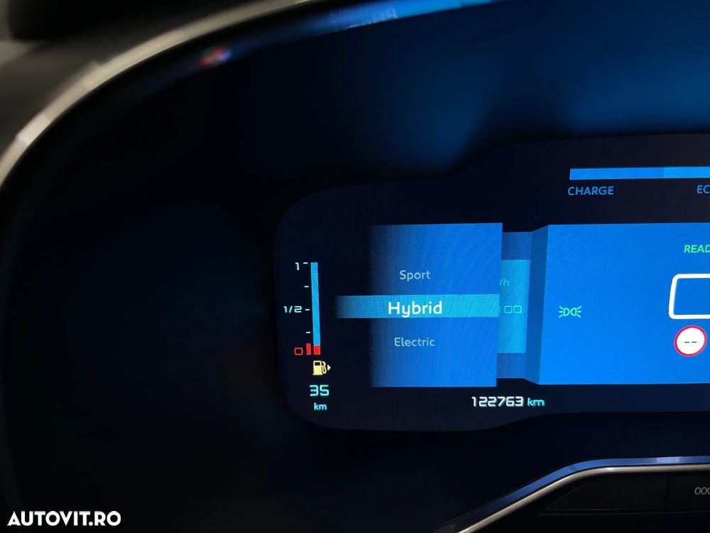 Citroën C5 Aircross 1.6 PHEV FWD 225 EAT8 Feel - 31