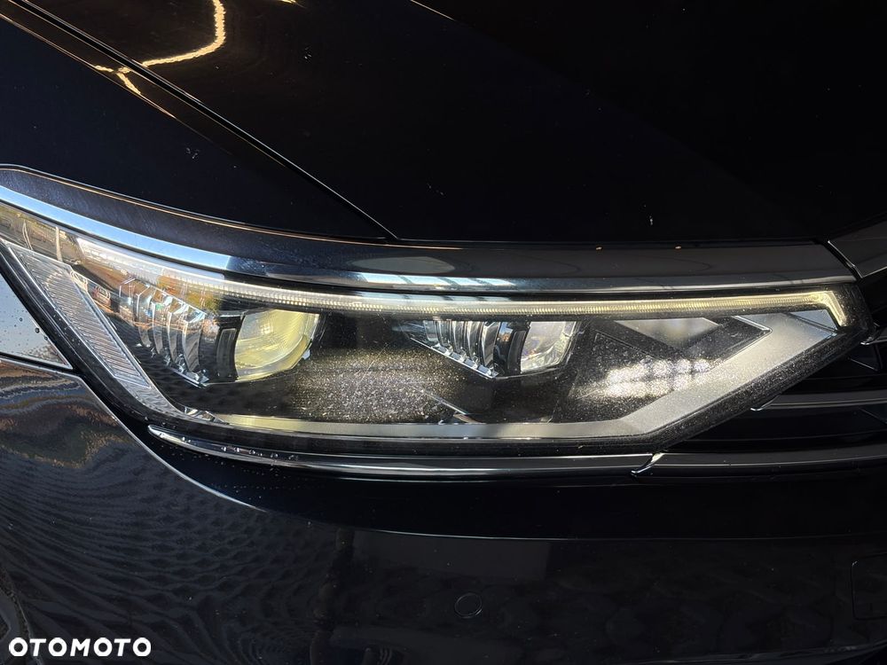 Volkswagen Passat Variant 2.0 TSI 4Mot Elegance DSG - 25