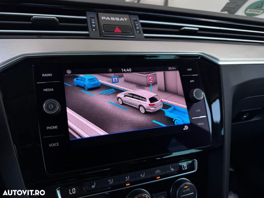 Volkswagen Passat - 24
