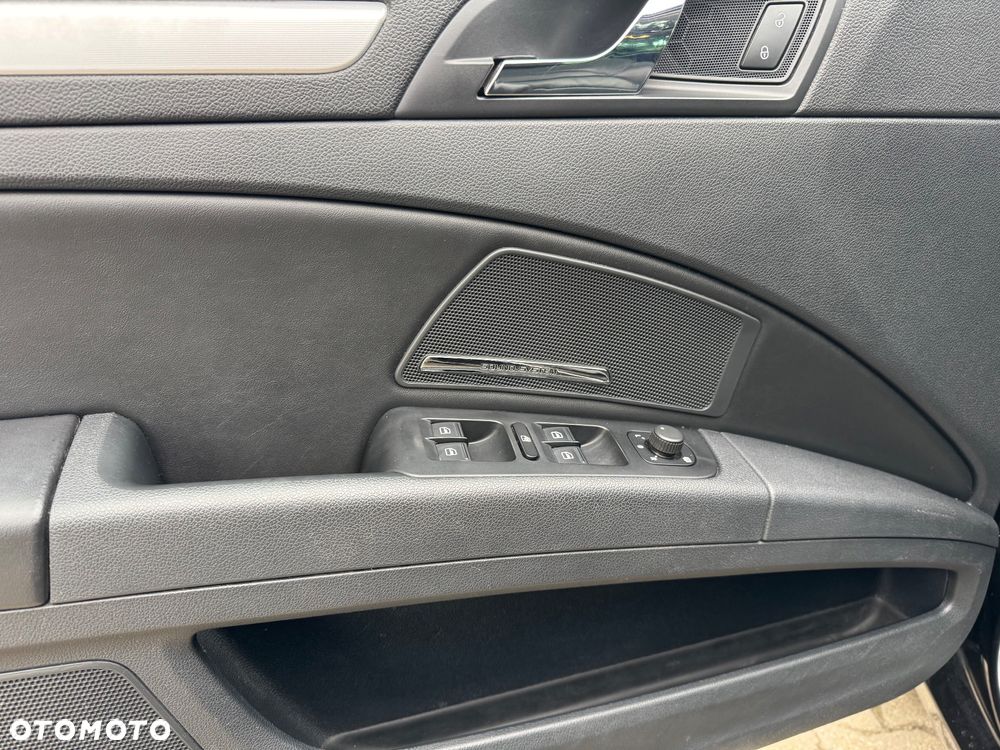 Skoda Superb Combi 2.0 TDI 4x4 Elegance - 12