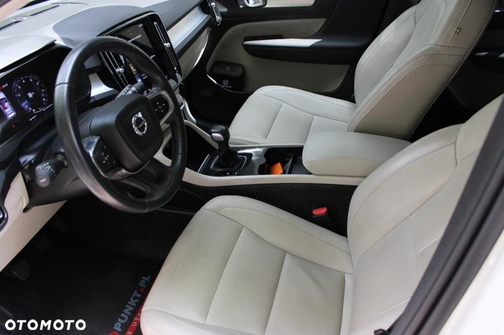 Volvo XC 40 - 12