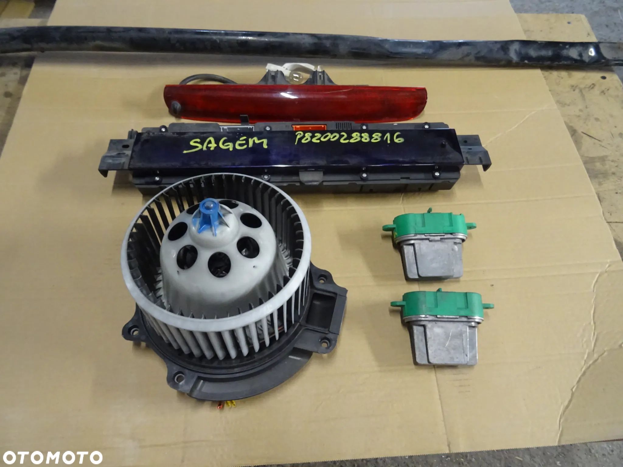 RENAULT ESPACE IV SILNIK DMUCHAWA NAWIEWU OGRZEWANIA REZYSTOR OPORNIK CZESCI oryginal - 1