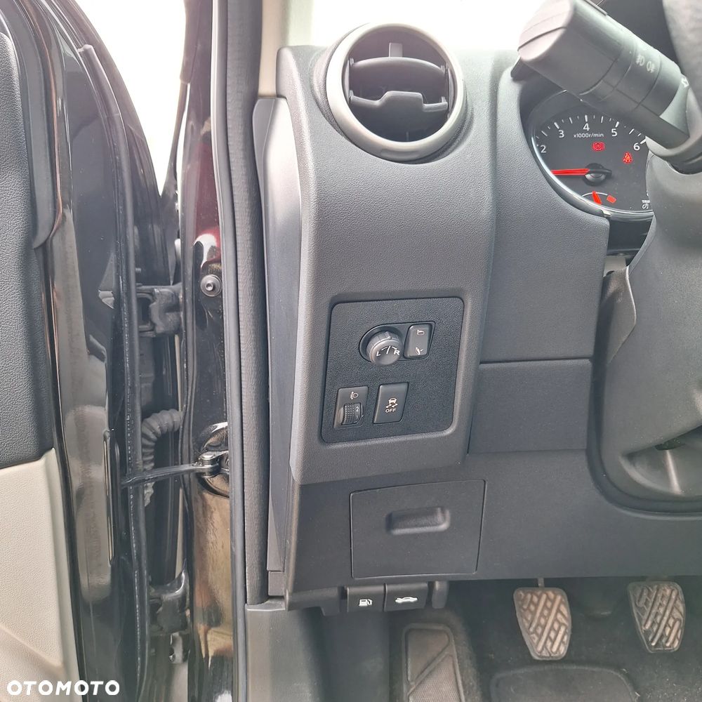 Nissan Qashqai 1.6 Acenta - 11