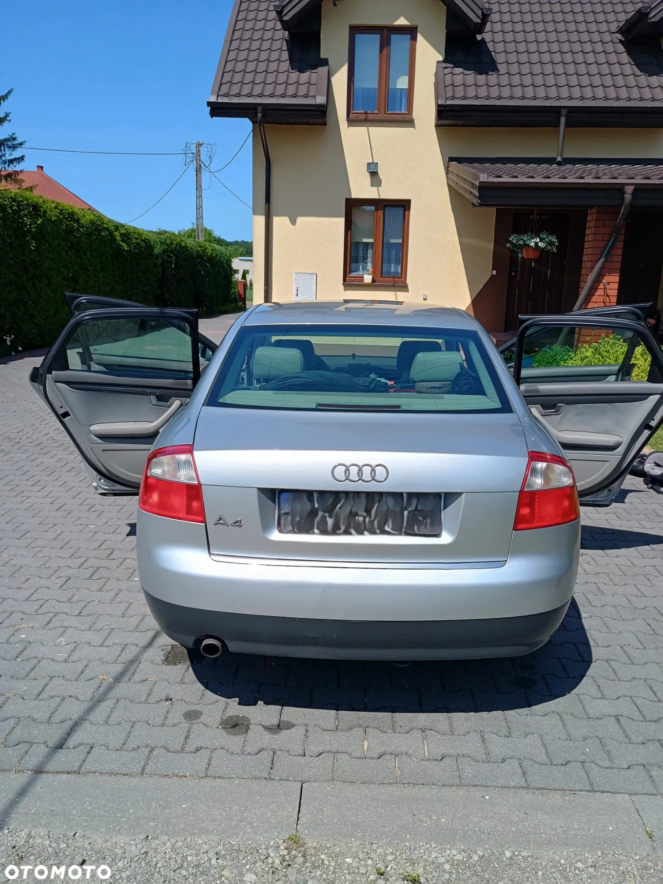 Audi A4 - 4