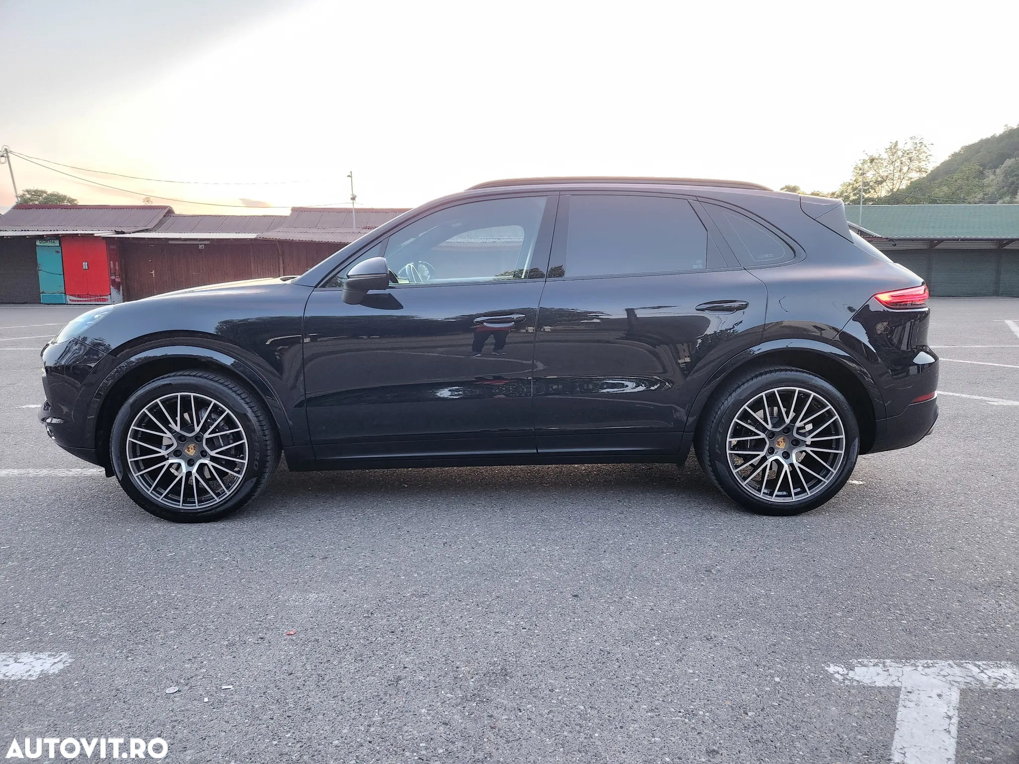 Porsche Cayenne - 24