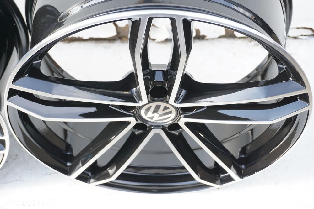 5x112 19 8,5J et45 VW stan bdb - 10