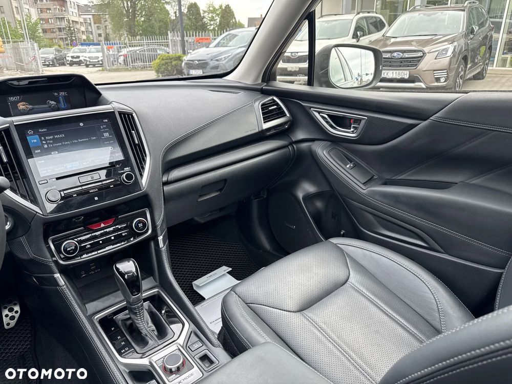 Subaru Forester 2.0i-L Platinum (EyeSight) Lineartronic - 13