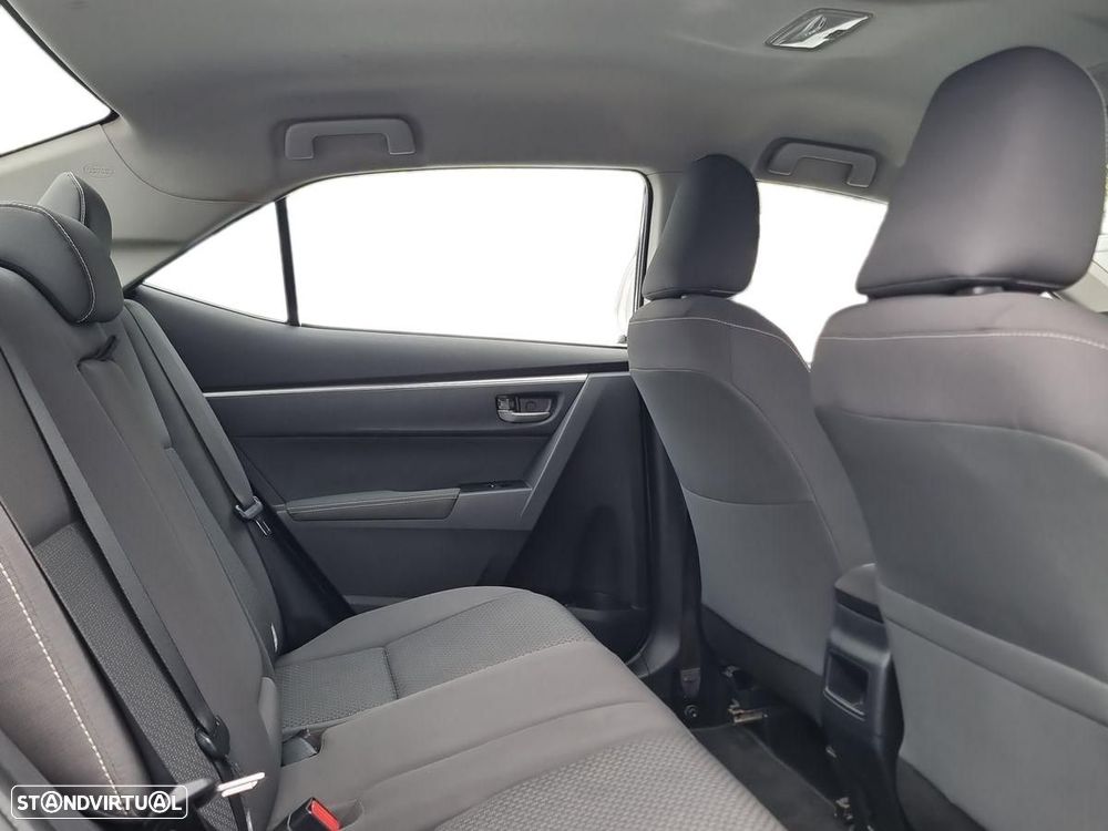 Toyota Corolla - 8