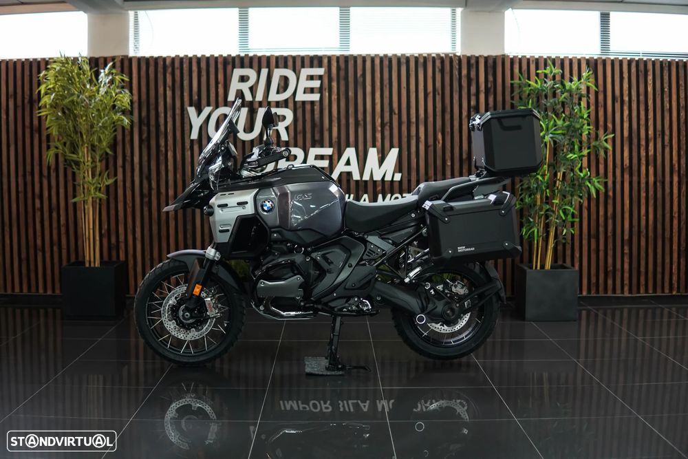 BMW R 1300 GS Adventure TRIPLE BLACK AUTOMATICA - 2