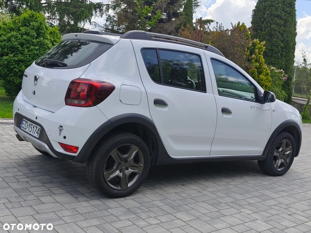 Dacia Sandero Stepway TCe 90 (S&S) Prestige - 16