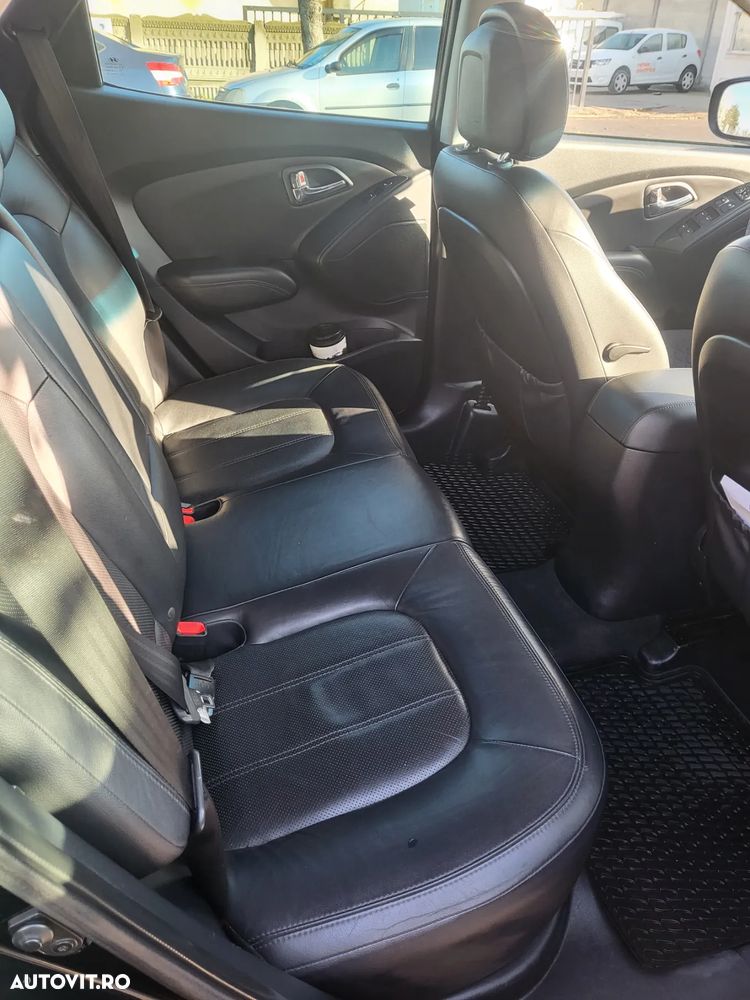 Hyundai ix35 2.0 MPI 4WD GLS Premium+ - 11