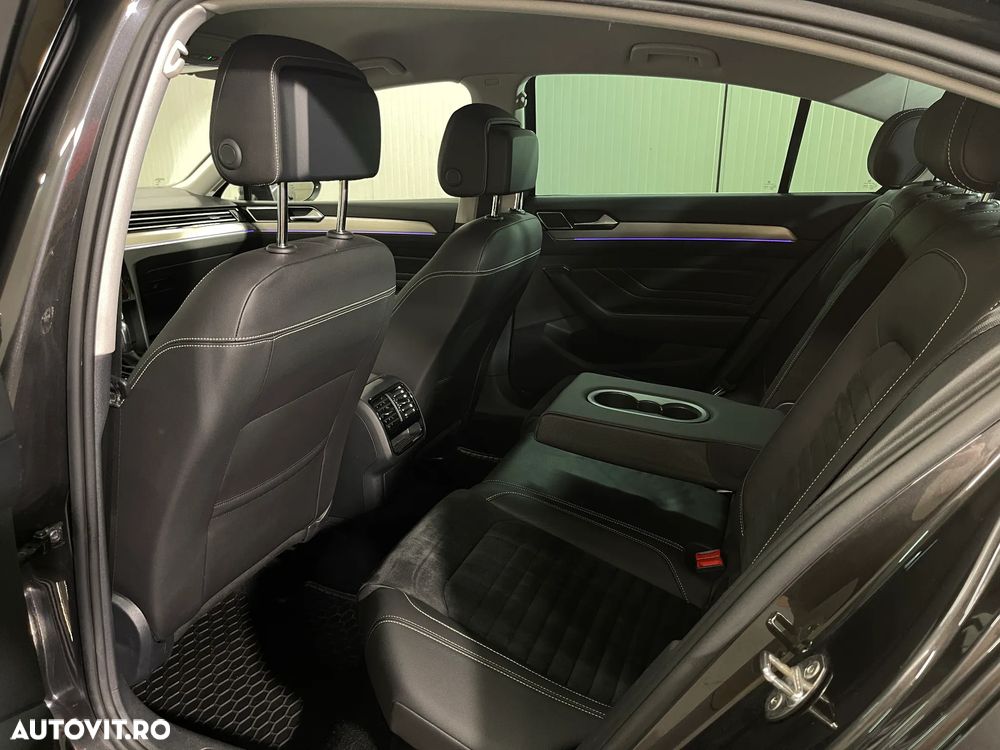 Volkswagen Passat 2.0 TDI DSG Highline - 14