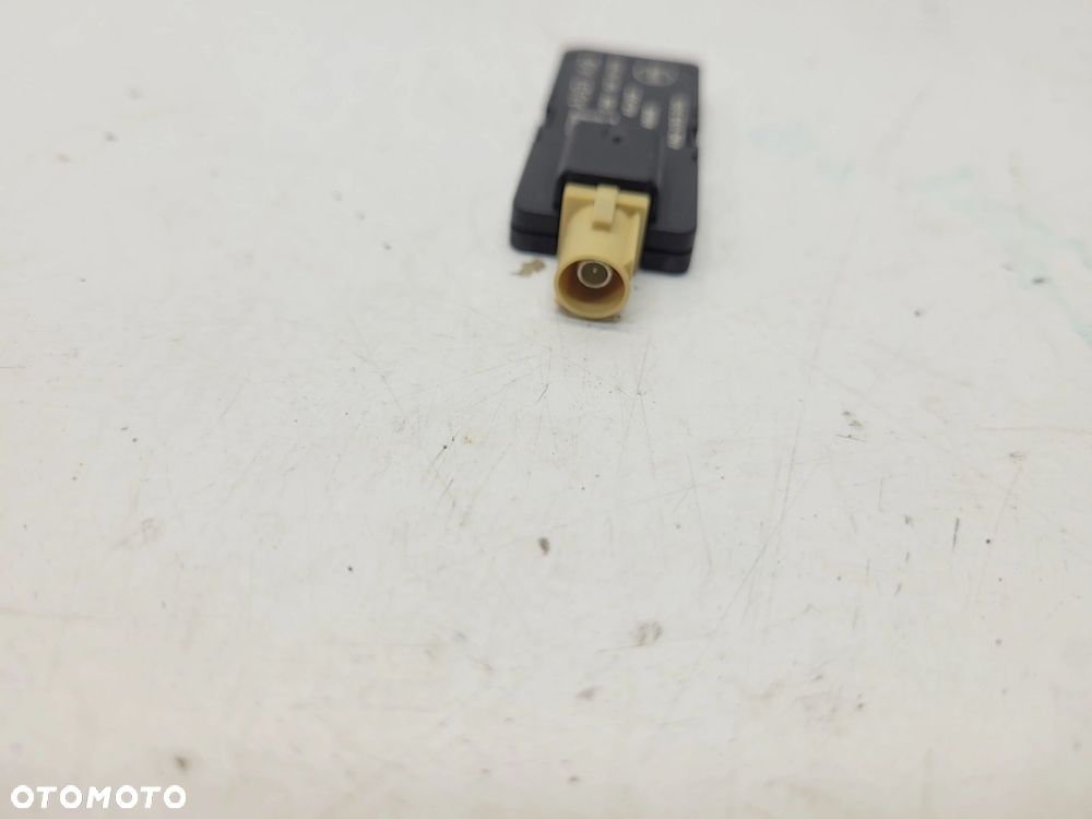 ANTENA WZMACNIACZ ANTENOWY AUDI Q3 Q4 Q3 8Y 4N0035500 - 3